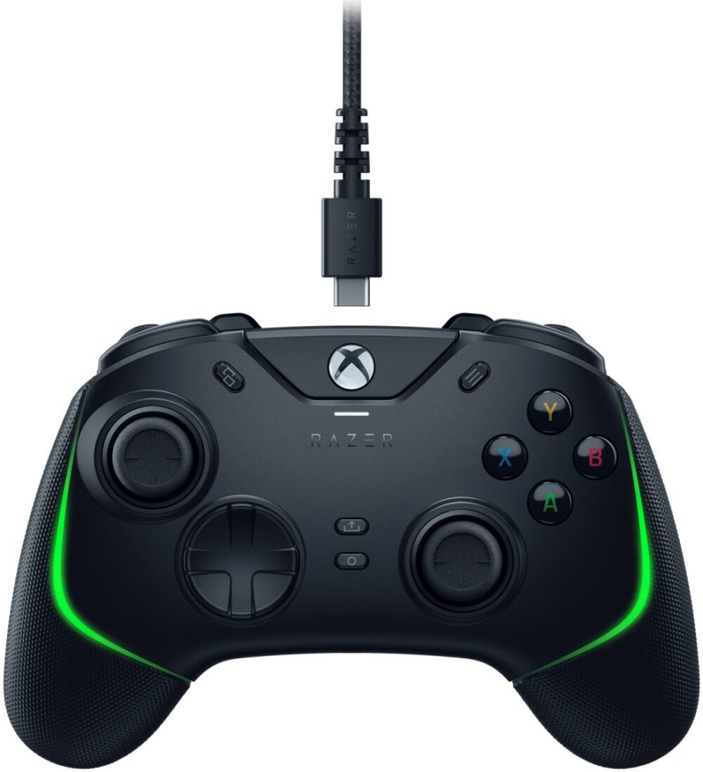 Razer WOLVERINE V2 CHROMA Black XBOX X/S & PC - Wired Gaming Controller